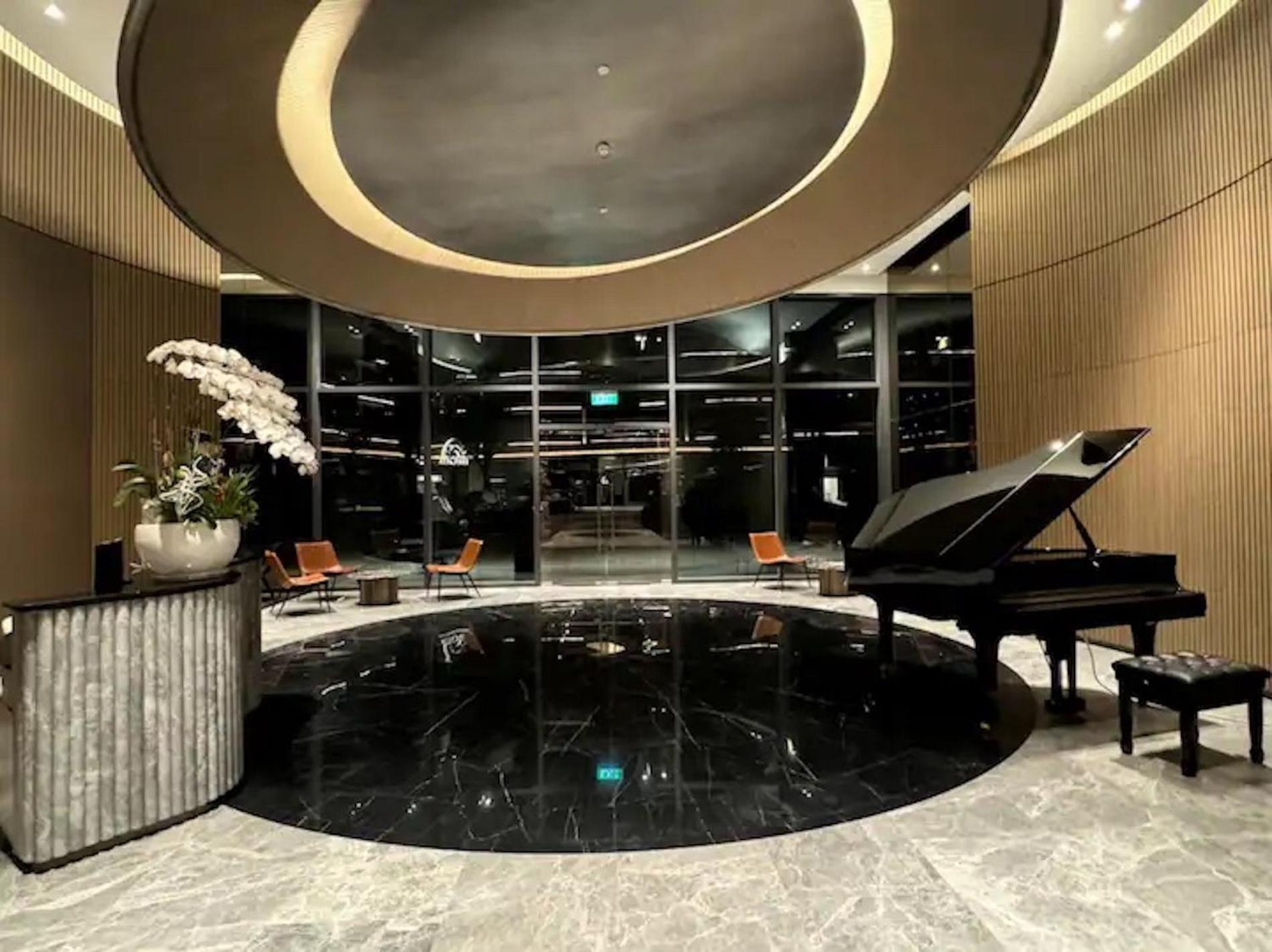 Zo Apartment Opera, Crest, Galleria -Central Saigon -Free Pool-Gym-Sauna Room-Yoga Room TP. Hồ Chí Minh Ngoại thất bức ảnh