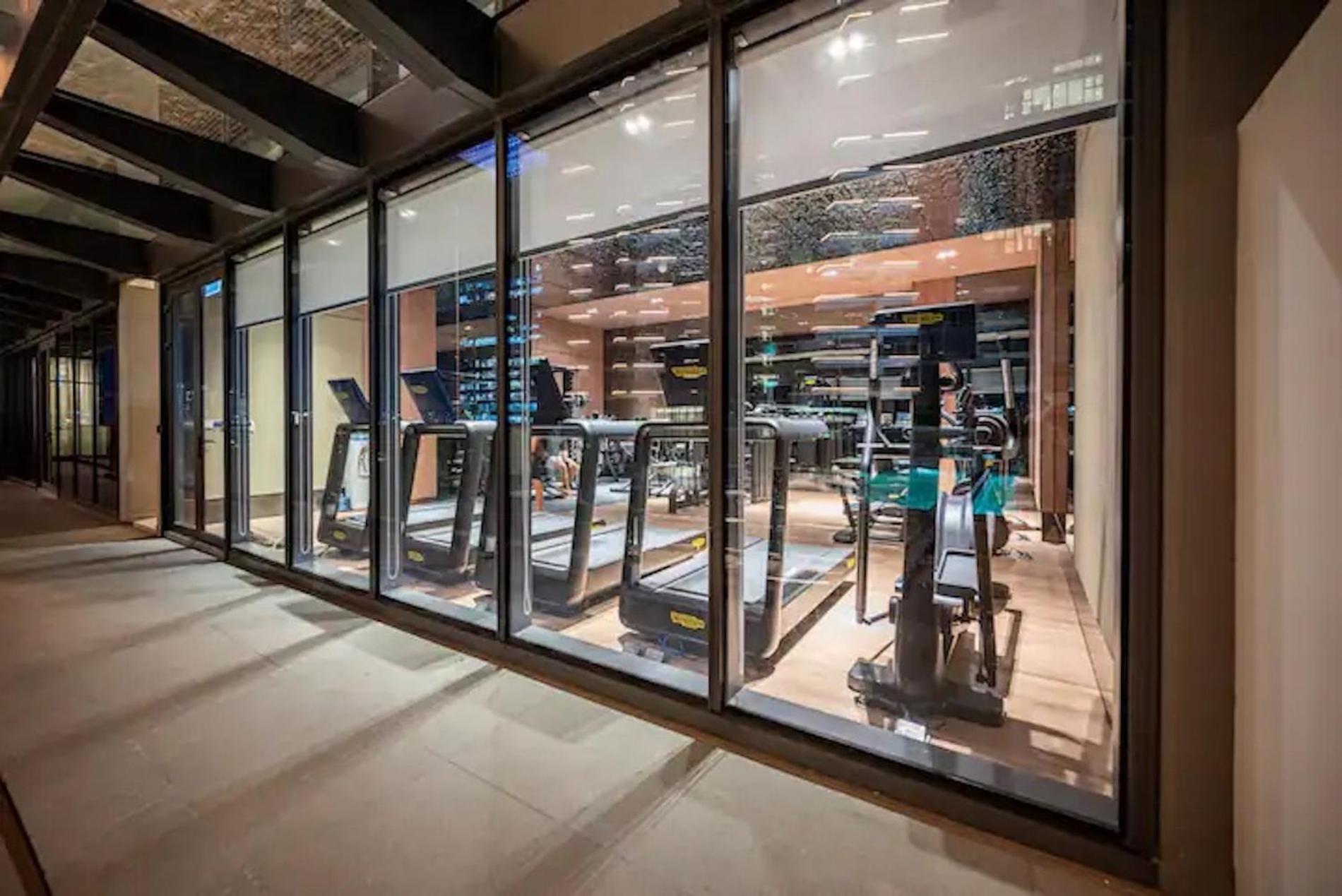 Zo Apartment Opera, Crest, Galleria -Central Saigon -Free Pool-Gym-Sauna Room-Yoga Room TP. Hồ Chí Minh Ngoại thất bức ảnh