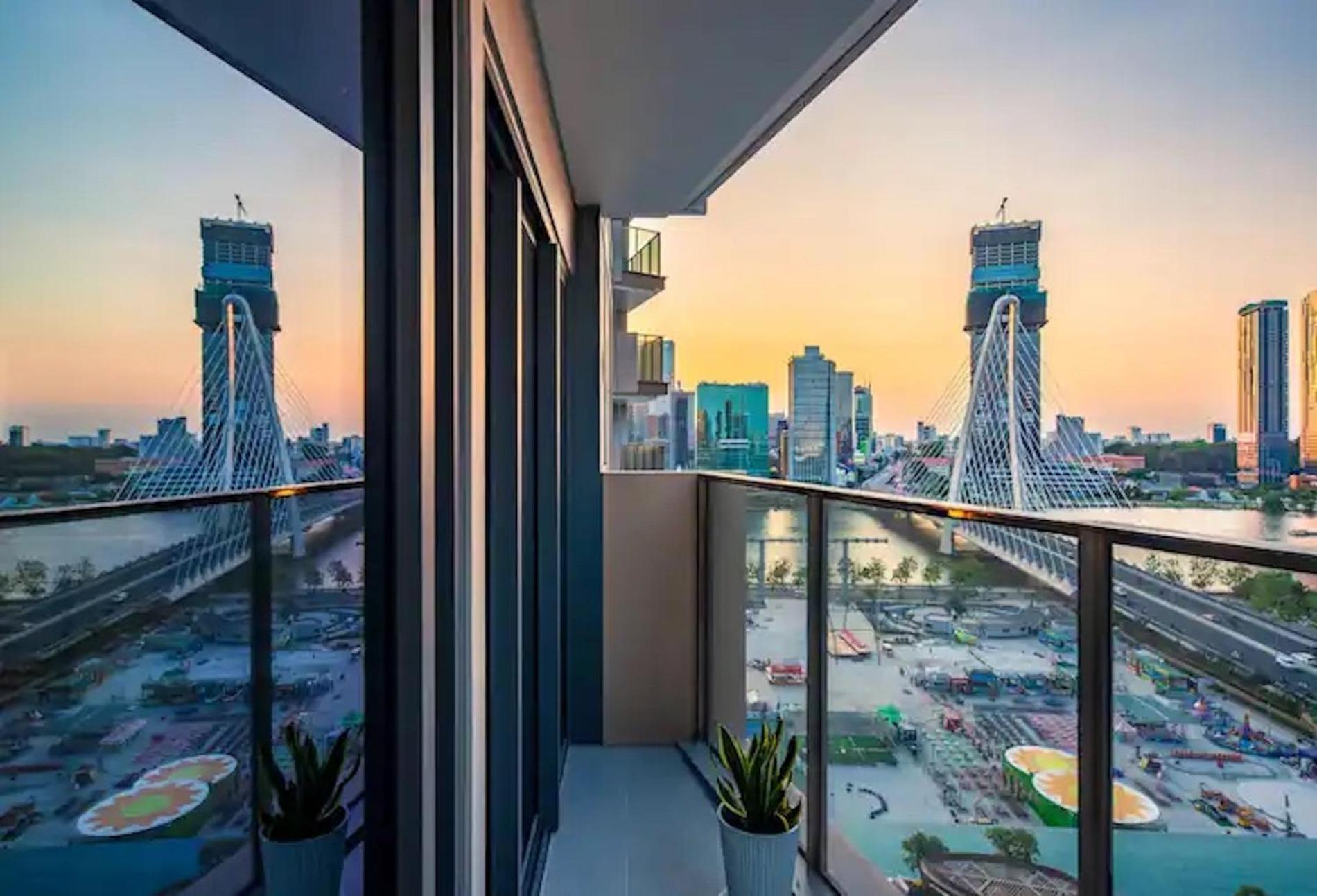 Zo Apartment Opera, Crest, Galleria -Central Saigon -Free Pool-Gym-Sauna Room-Yoga Room TP. Hồ Chí Minh Ngoại thất bức ảnh