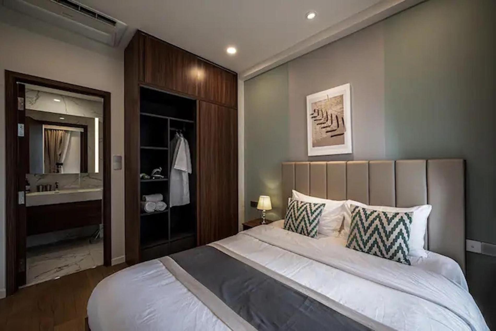 Zo Apartment Opera, Crest, Galleria -Central Saigon -Free Pool-Gym-Sauna Room-Yoga Room TP. Hồ Chí Minh Ngoại thất bức ảnh