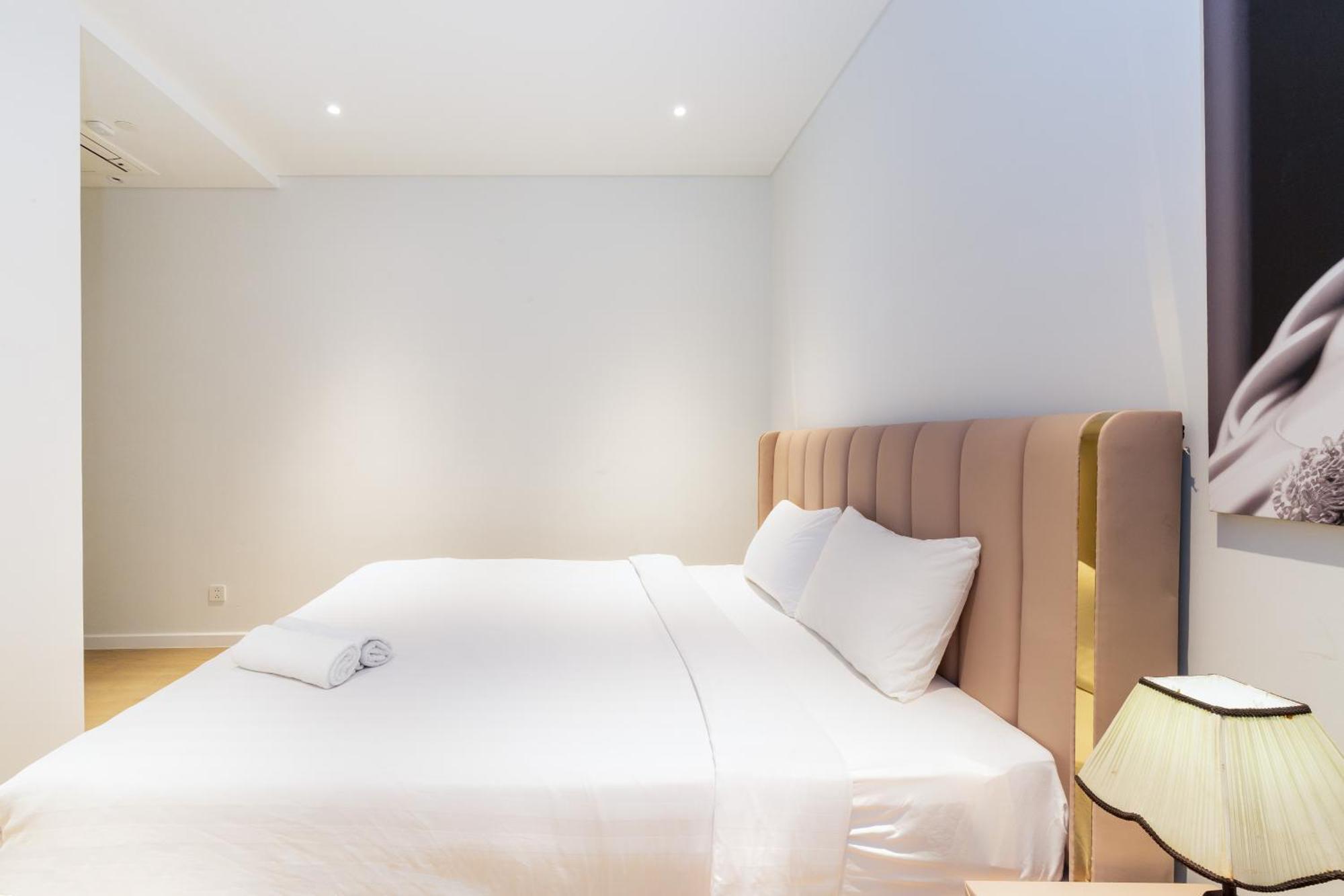 Zo Apartment Opera, Crest, Galleria -Central Saigon -Free Pool-Gym-Sauna Room-Yoga Room TP. Hồ Chí Minh Ngoại thất bức ảnh